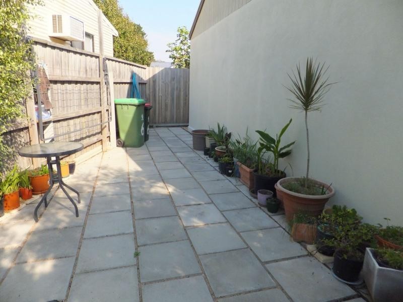 6 Charles Street, Bairnsdale VIC 3875