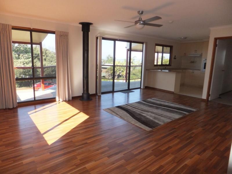 9 View Street, Lake Tyers Beach VIC 3909