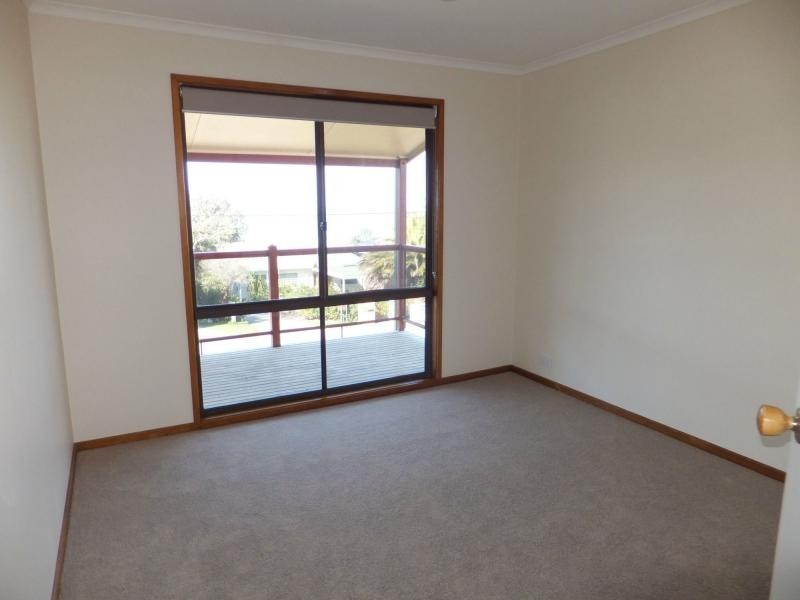 9 View Street, Lake Tyers Beach VIC 3909