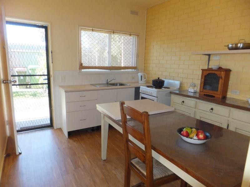 2/32 Rupert Street, Orbost VIC 3888