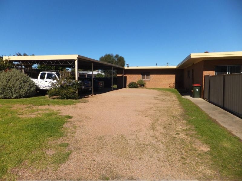 2/32 Rupert Street, Orbost VIC 3888