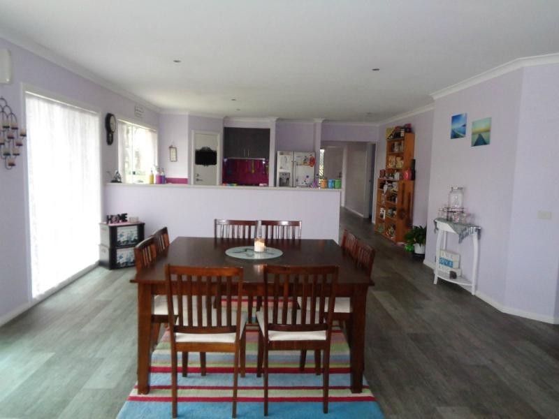 230 Lake Victoria Road, Eagle Point VIC 3878