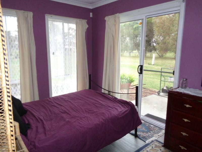 230 Lake Victoria Road, Eagle Point VIC 3878