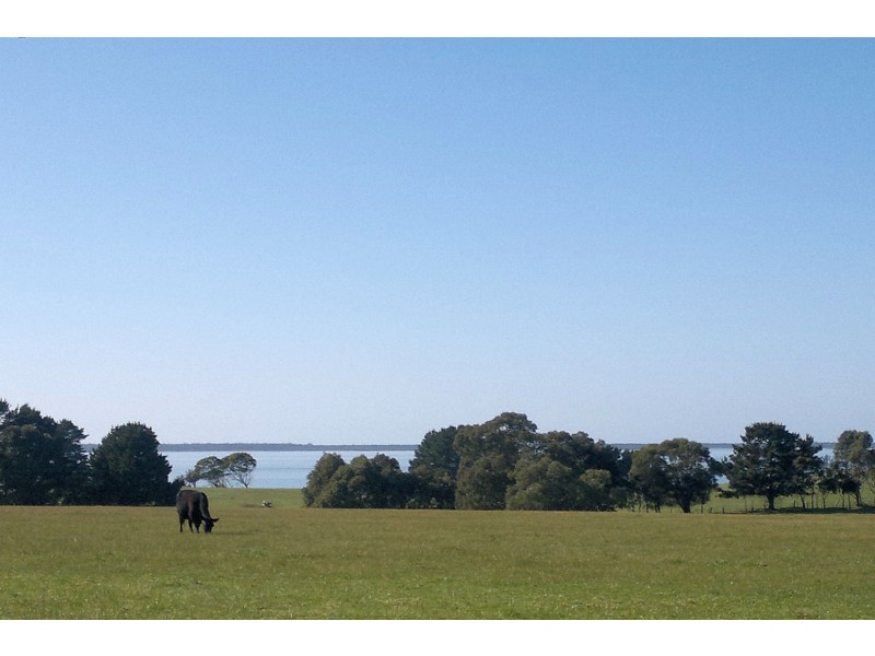 2 Butlers Point Drive, Newlands Arm VIC 3875