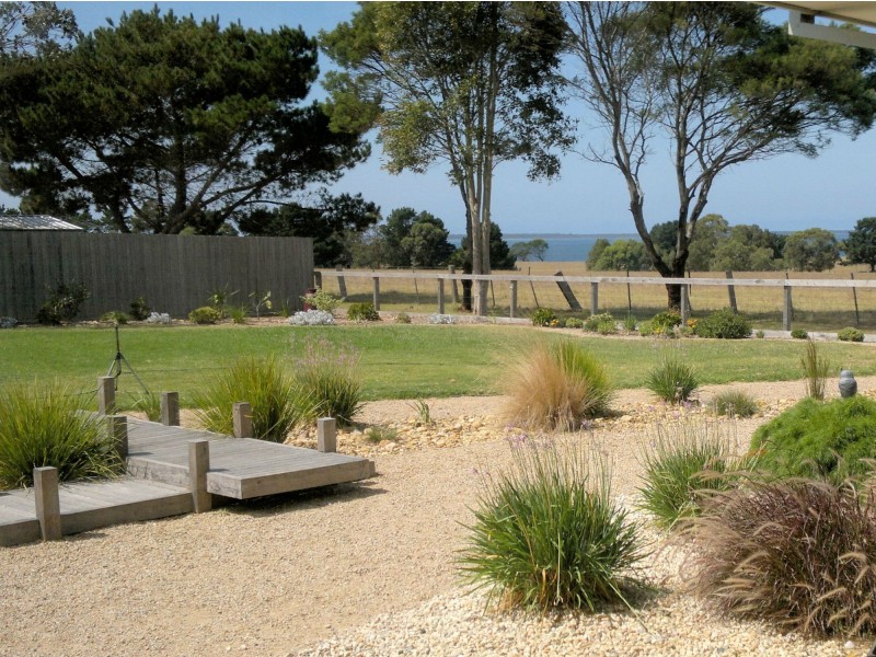 2 Butlers Point Drive, Newlands Arm VIC 3875