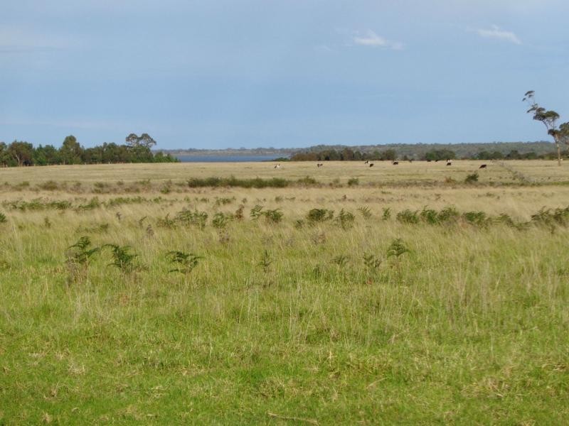 2 Crown Ridge Avenue, Newlands Arm VIC 3875