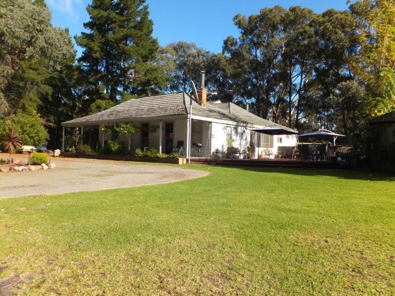 1623 Great Alpine Road, Sarsfield VIC 3875