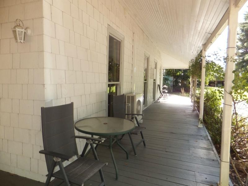 1623 Great Alpine Road, Sarsfield VIC 3875