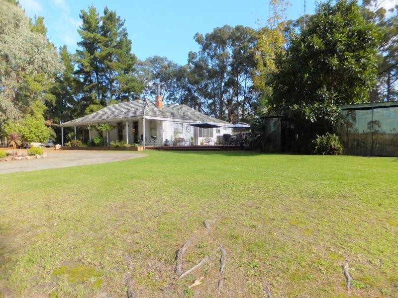 1623 Great Alpine Road, Sarsfield VIC 3875