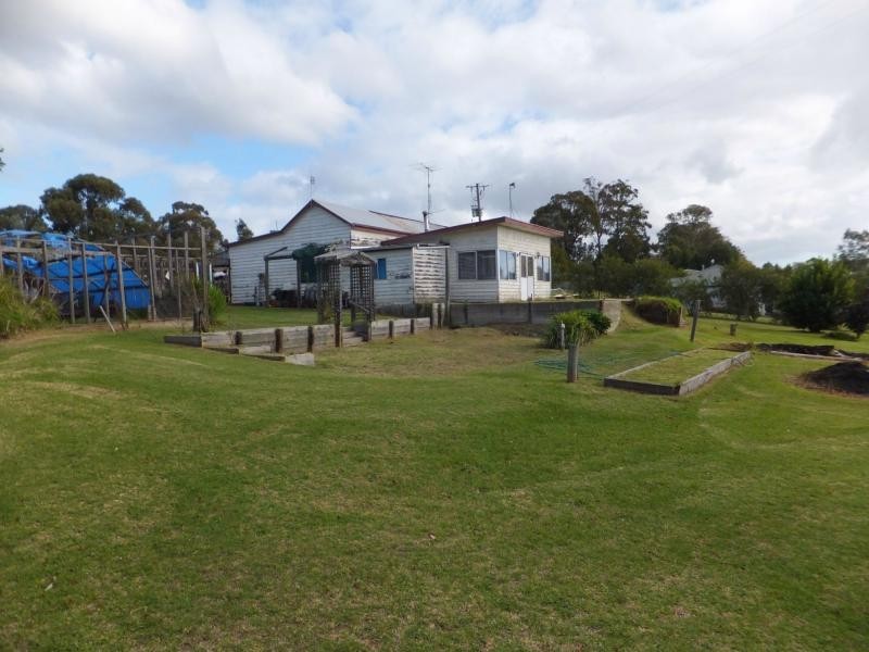 6 Damons Road, Bairnsdale VIC 3875