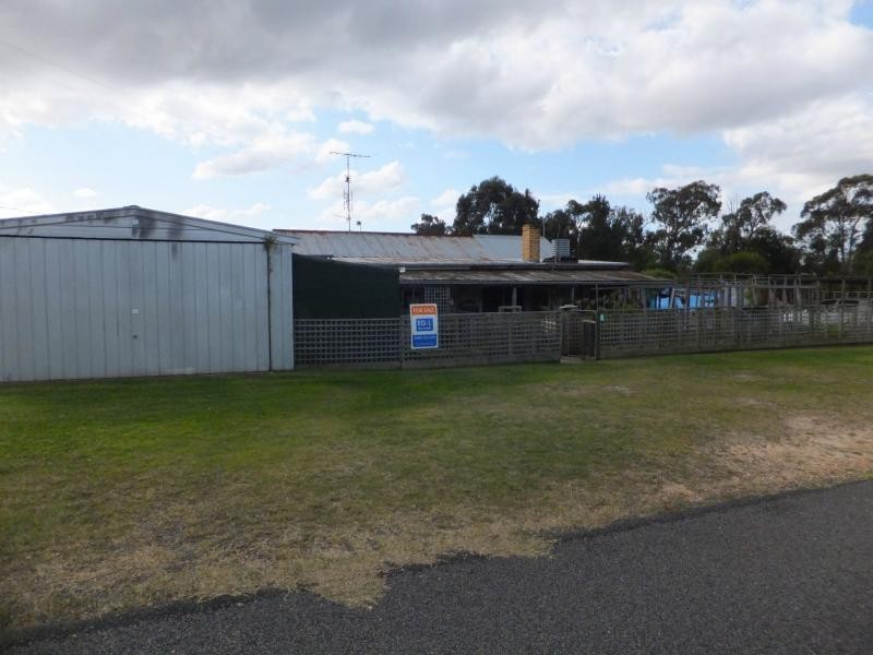 6 Damons Road, Bairnsdale VIC 3875