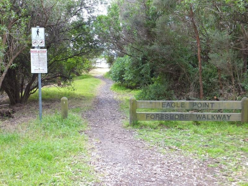 4 Green Court, Eagle Point VIC 3878