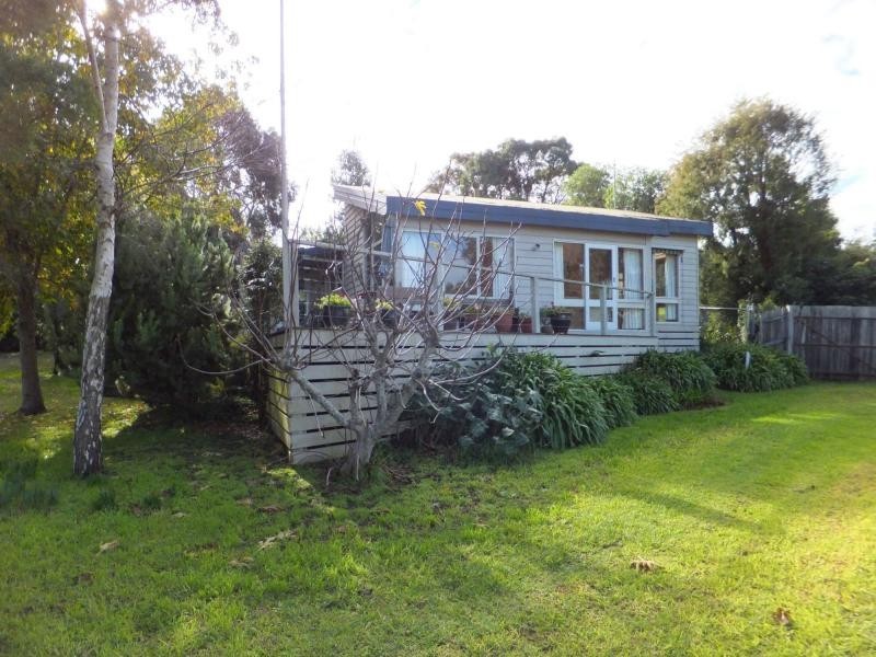 9 Lake King Place, Metung VIC 3904