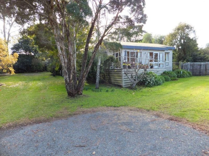 9 Lake King Place, Metung VIC 3904