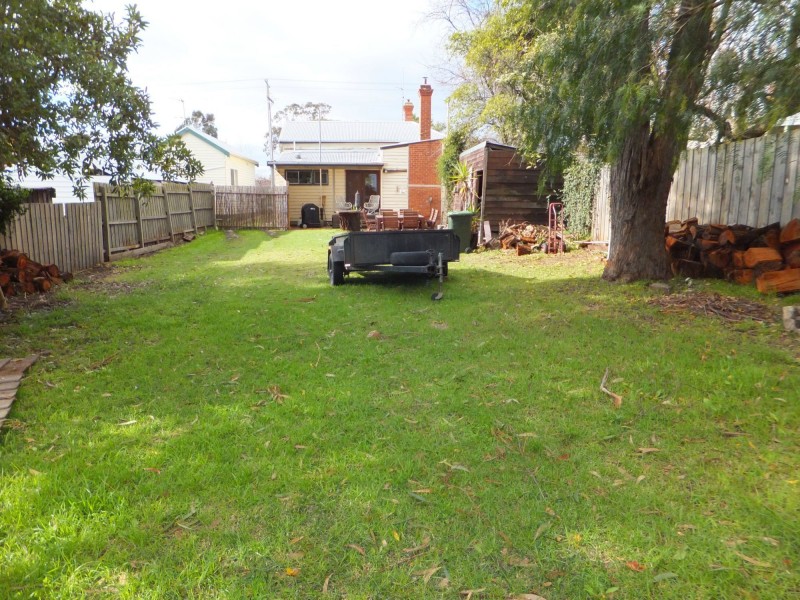 28 McEacharn Street, Bairnsdale VIC 3875