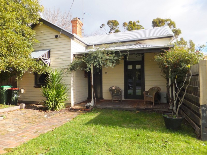 28 McEacharn Street, Bairnsdale VIC 3875