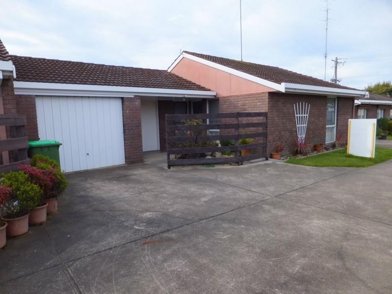 Unit 2/12 Francis Street, Bairnsdale VIC 3875