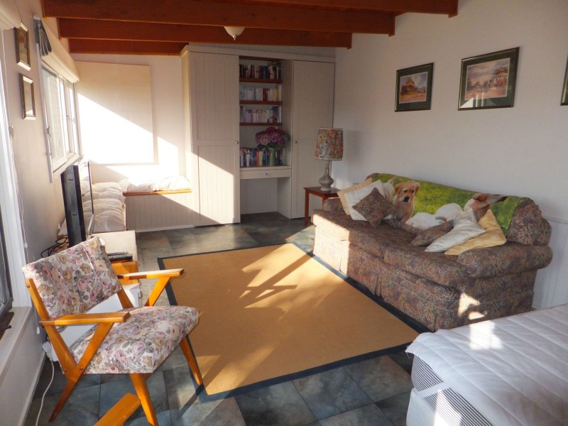 14 Campbell Grove, Lakes Entrance VIC 3909