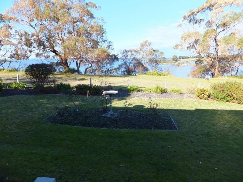 31 Newlands Drive, Paynesville VIC 3880