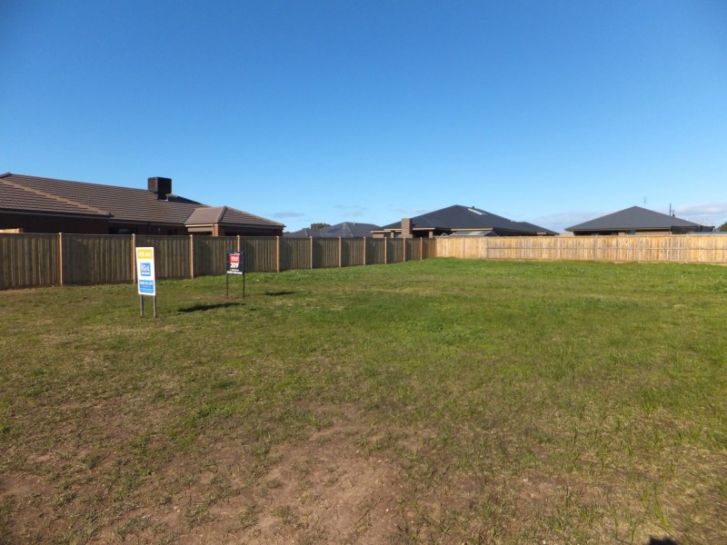 4 Flaxlily Court, Bairnsdale VIC 3875