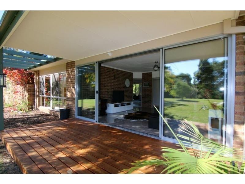 68 Howitt Avenue, Bairnsdale VIC 3875