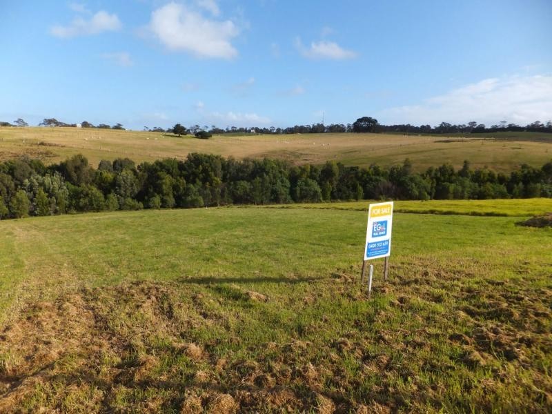 1/Lot 1/77 Stirling Drive, Lakes Entrance VIC 3909