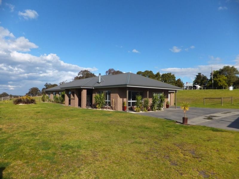 140 Fischers Lane, Bairnsdale VIC 3875
