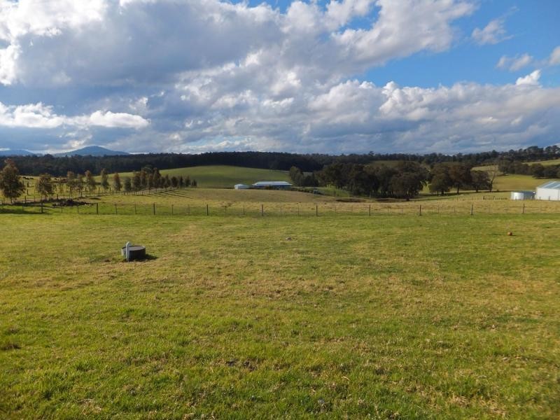 140 Fischers Lane, Bairnsdale VIC 3875