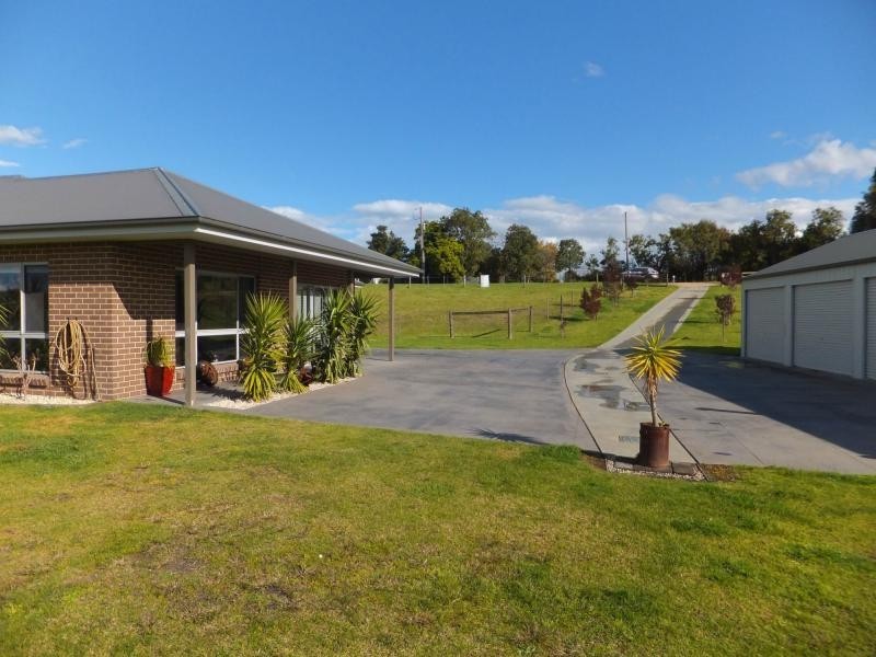 140 Fischers Lane, Bairnsdale VIC 3875