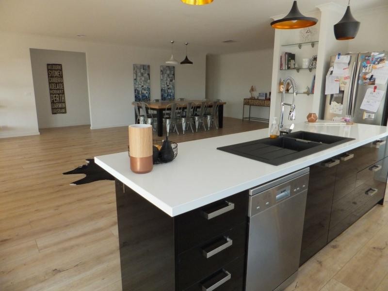 7 Rubys Way, Bairnsdale VIC 3875