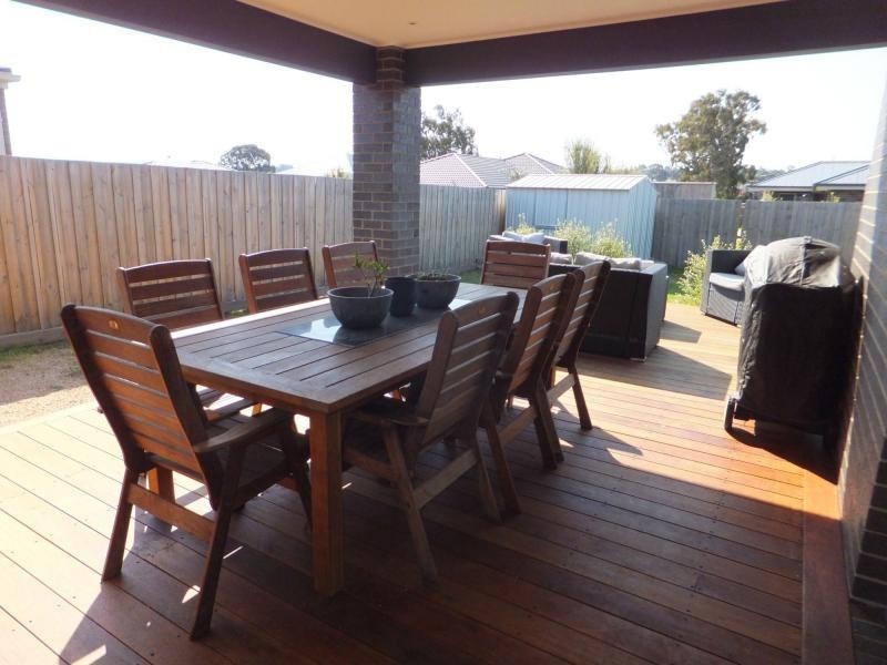 7 Rubys Way, Bairnsdale VIC 3875