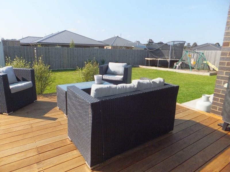 7 Rubys Way, Bairnsdale VIC 3875