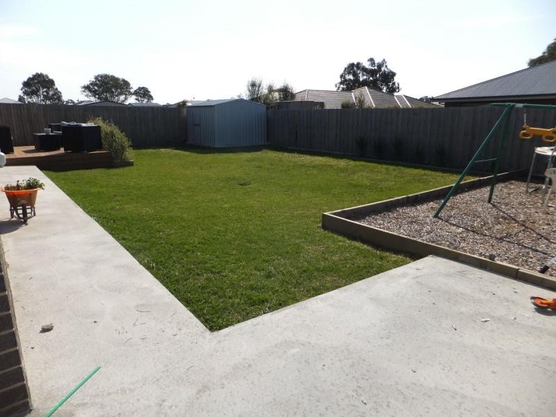 7 Rubys Way, Bairnsdale VIC 3875