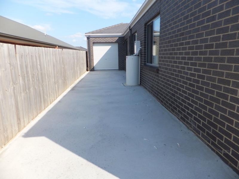 7 Rubys Way, Bairnsdale VIC 3875