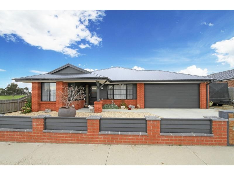 1 Faulkner Court, Bairnsdale VIC 3875
