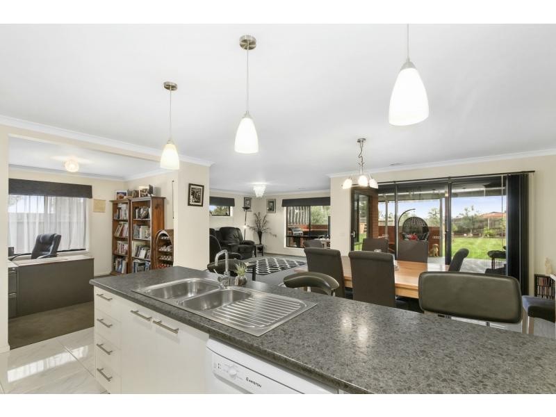 1 Faulkner Court, Bairnsdale VIC 3875