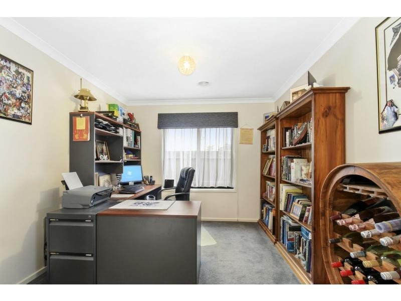 1 Faulkner Court, Bairnsdale VIC 3875