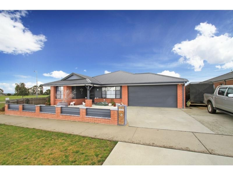 1 Faulkner Court, Bairnsdale VIC 3875