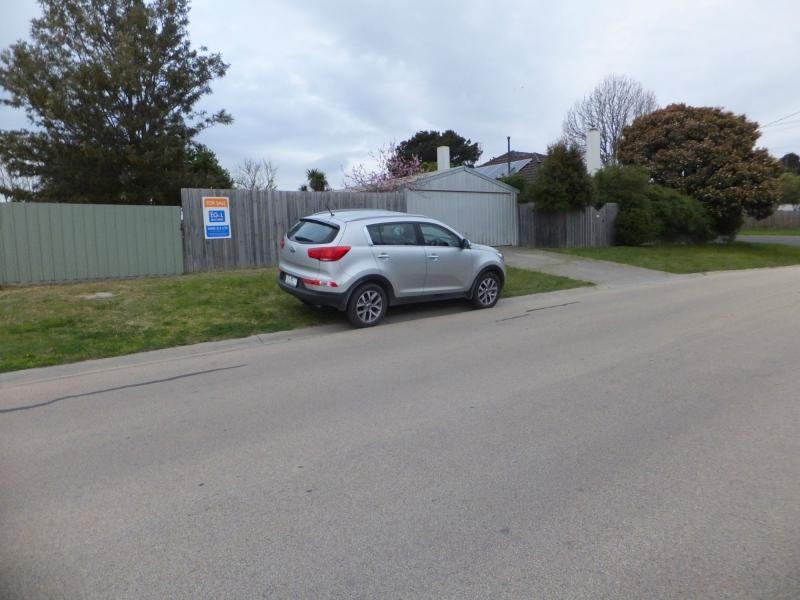 99 Princes Highway, Bairnsdale VIC 3875