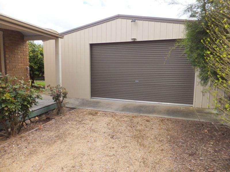 20 Fitzgerald Street, Bairnsdale VIC 3875