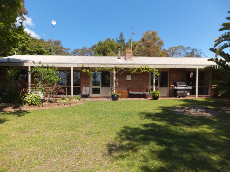 35 The Eyrie St, Bumberrah VIC 3902