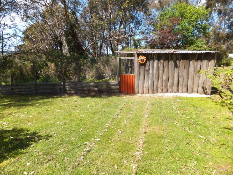 35 The Eyrie St, Bumberrah VIC 3902