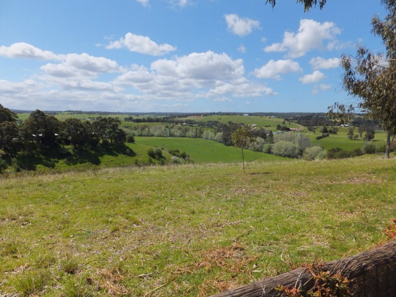 35 The Eyrie St, Bumberrah VIC 3902