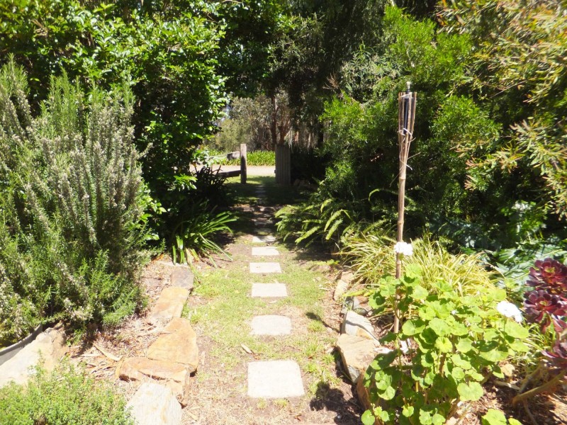 35 The Eyrie St, Bumberrah VIC 3902