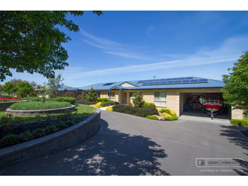 68 Thorpes Lane, Lakes Entrance VIC 3909