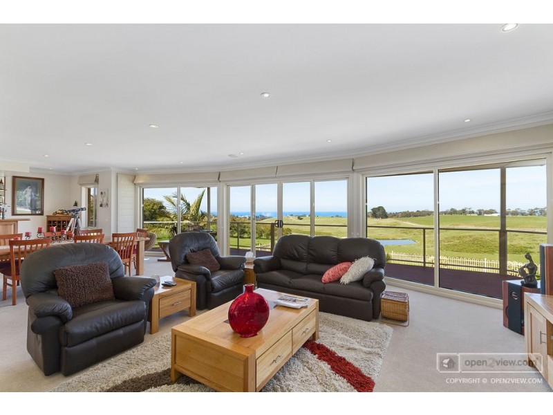 68 Thorpes Lane, Lakes Entrance VIC 3909