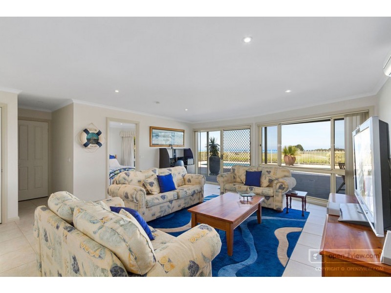 68 Thorpes Lane, Lakes Entrance VIC 3909