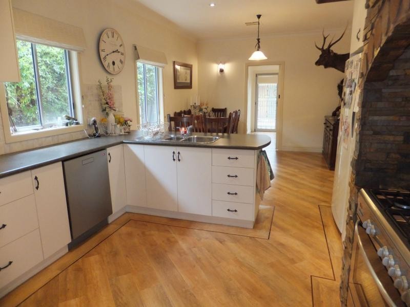 68 Moroney Street, Bairnsdale VIC 3875