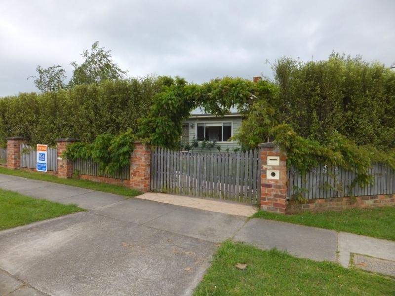68 Moroney Street, Bairnsdale VIC 3875