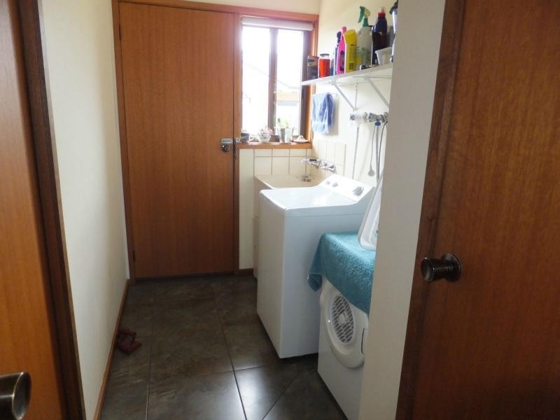 2/27 Coates Road, Lakes Entrance VIC 3909